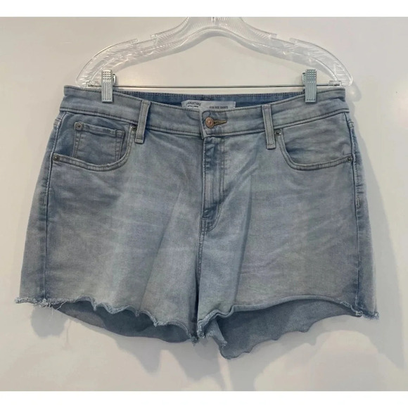 Levi’s Signature Light Wash High Rise Denim Shorts Womens Size 14/32 (501) - Picture 4 of 9